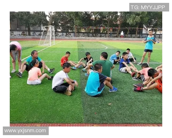 周娜专访：从绿茵场到人生舞台的足球旅程回顾与反思